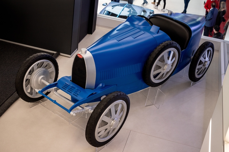 Bugatti Baby II: электромобиль для детей и взрослых за 30 000 евро
